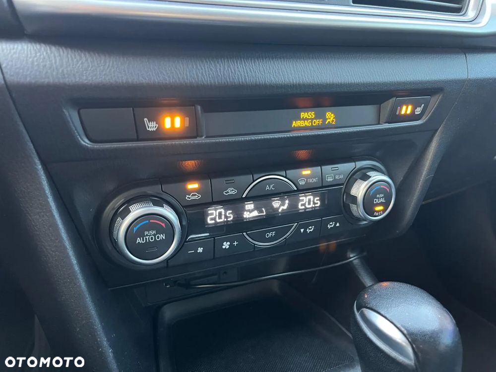 Mazda 3 - 12