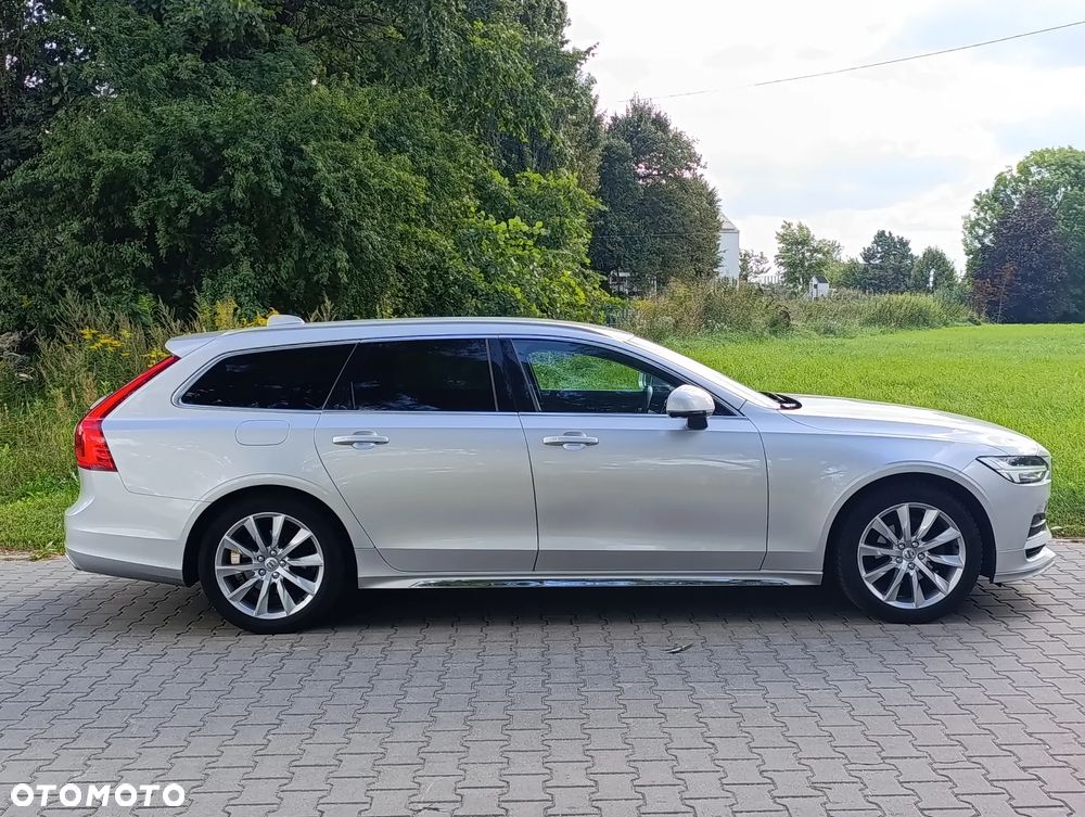 Volvo V90 D4 Momentum - 4