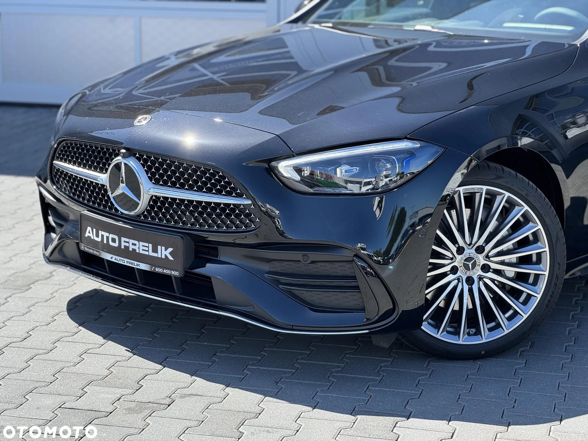 Mercedes-Benz Klasa C 200 4Matic 9G-TRONIC AMG Line Advanced - 3