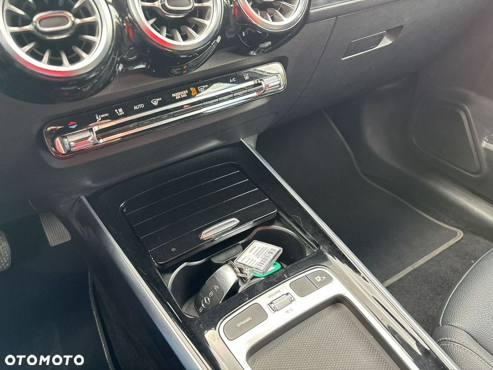 Mercedes-Benz EQB 250 70.5kWh Progressive - 25