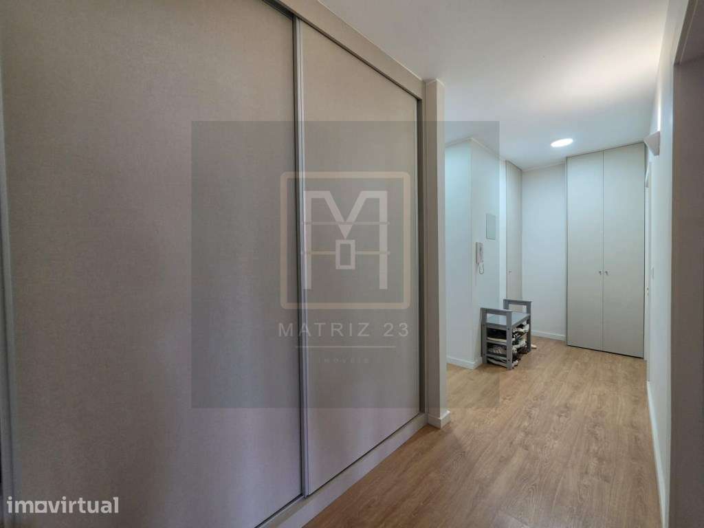 APT T2 | RENOVADO | ÚLTIMO PISO | LUGAR DE GARAGEM | MAIA - Grande imagem: 5/16