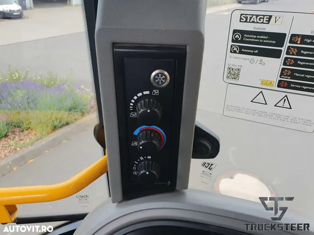 JCB 3CX - 13