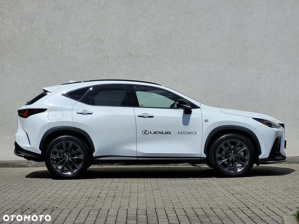 Lexus NX 450h+ F Sport AWD - 10