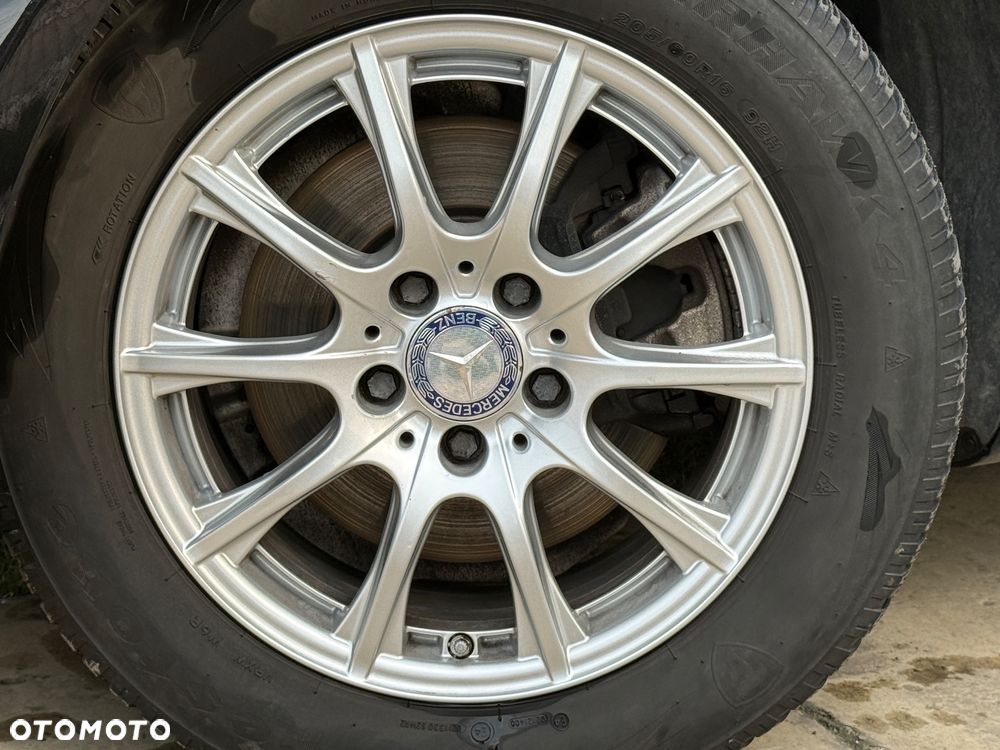 Mercedes-Benz Klasa C 200 9G-TRONIC - 17