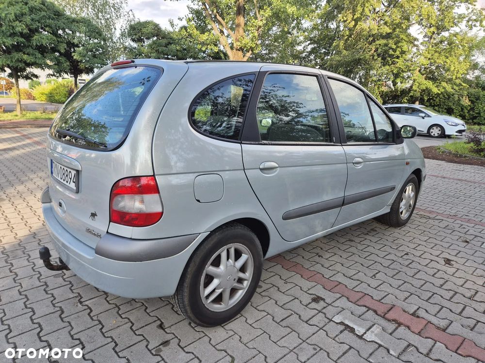 Renault Scenic - 21