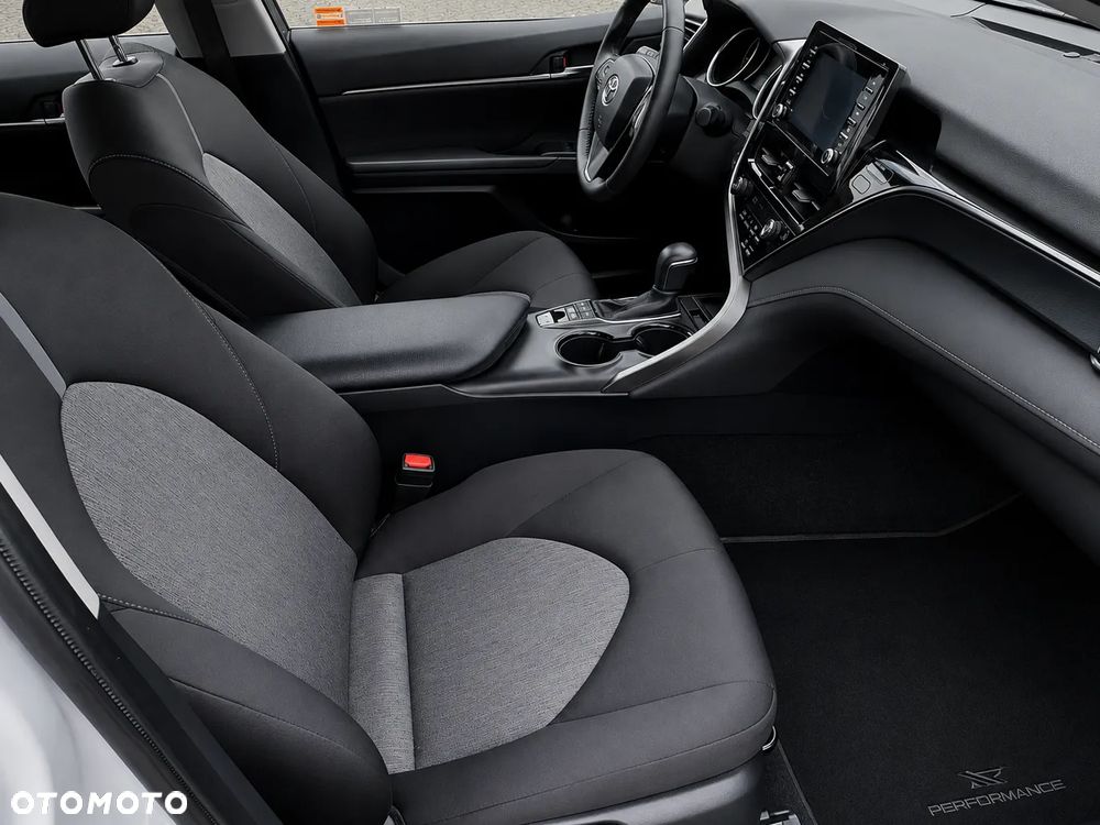 Toyota Camry 2.5 Hybrid Prestige CVT - 20