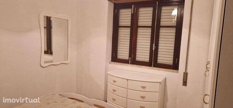 T2 no primeiro andar totalmente mobilado. - Grande imagem: 2/11