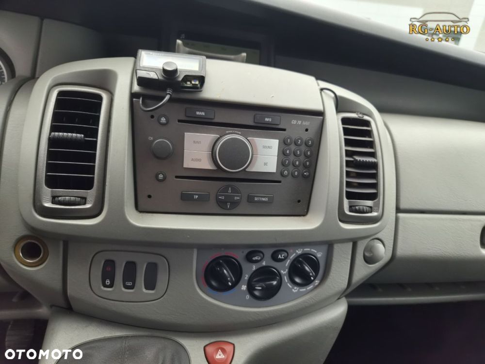 Opel Vivaro - 28