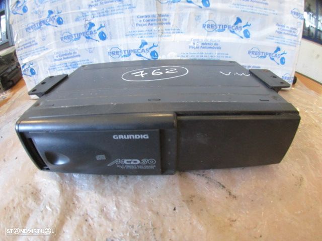 Radios Rad762 VW GOLF 4 2000 1.4I 75CV 5P CINZA GRUNDIG - 1