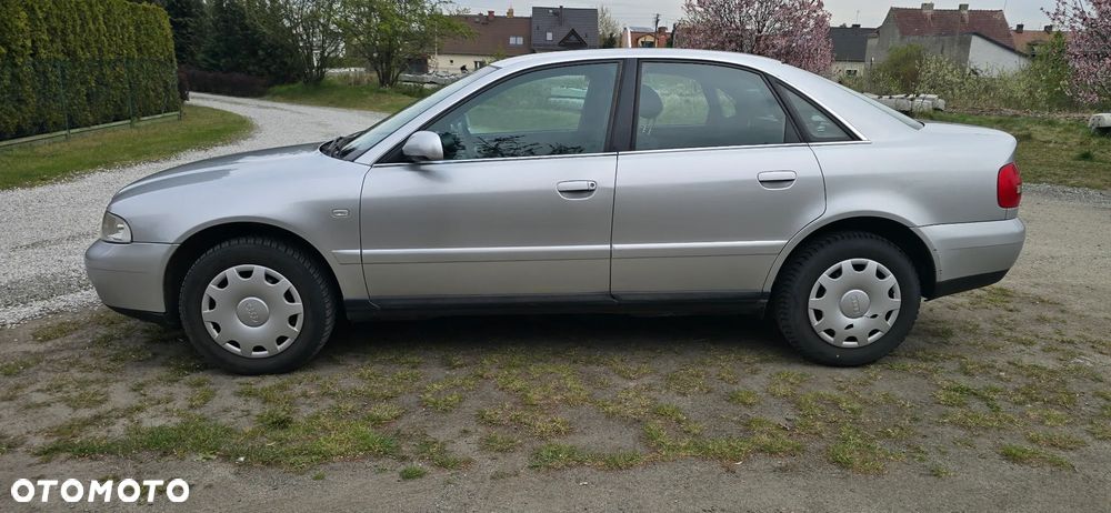 Audi A4 Limousine 1.9 TDI - 4