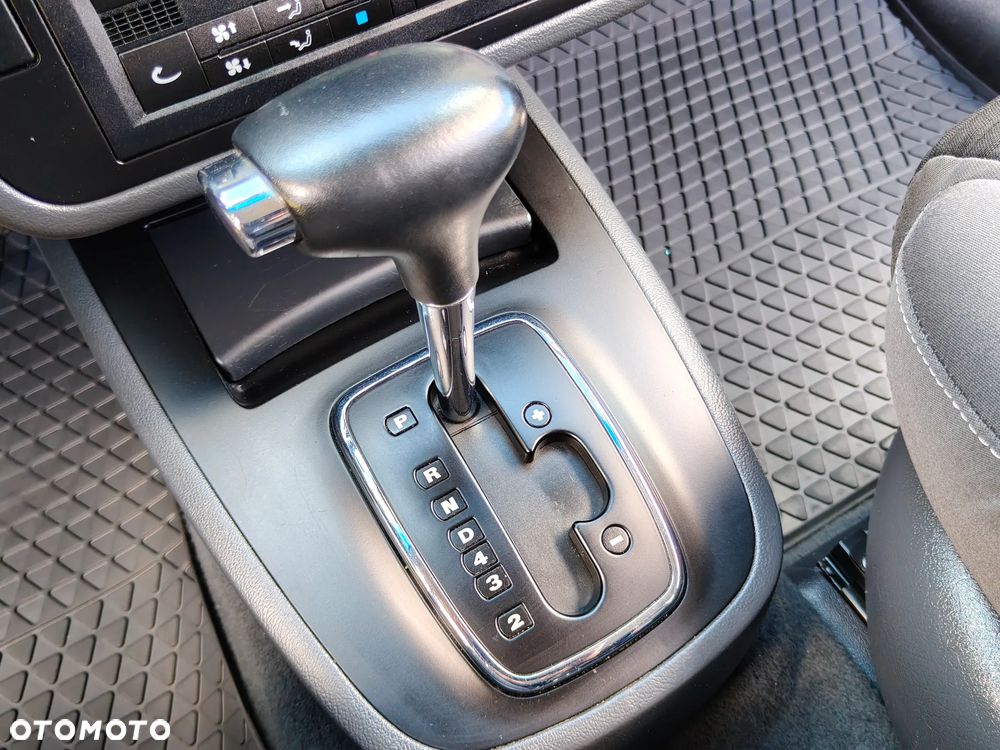 Volkswagen Sharan - 29