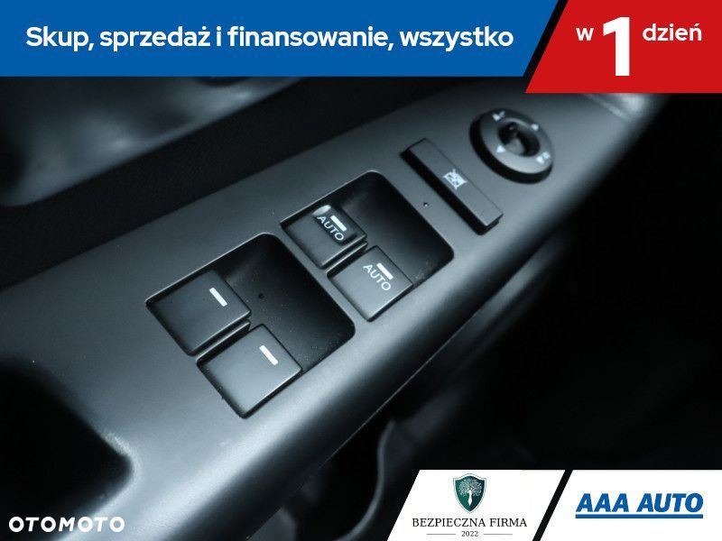 Kia Venga - 18