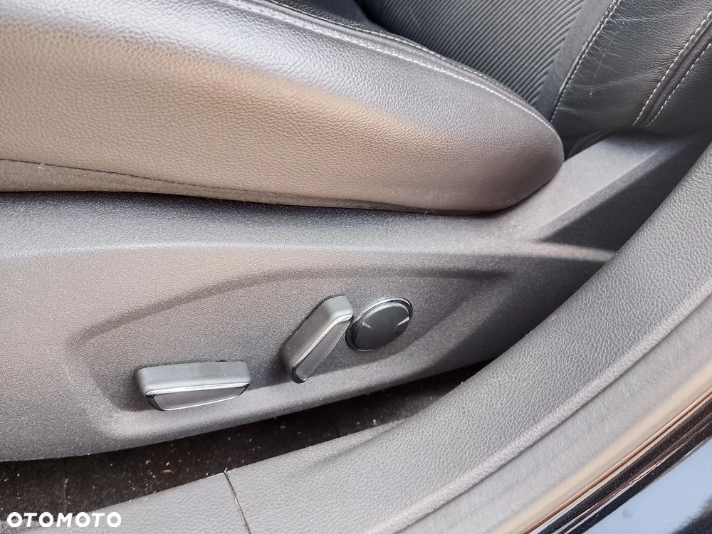 Ford Mondeo 2.0 TDCi Bi-Turbo PowerShift-Aut Titanium - 11
