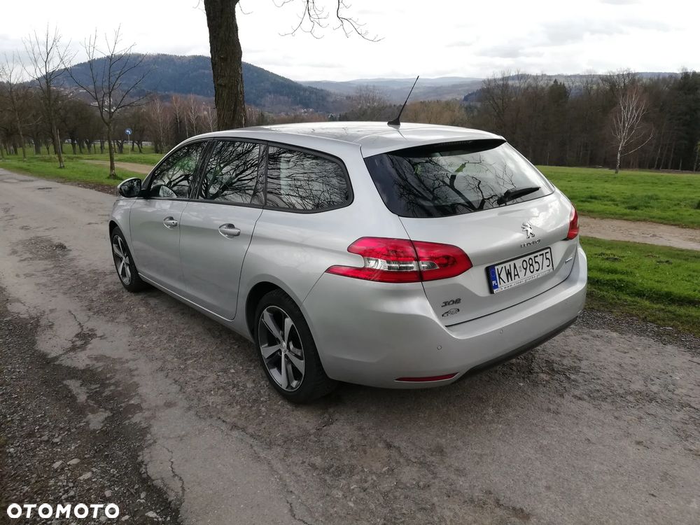 Peugeot 308 1.6 BlueHDi Style S&S - 6