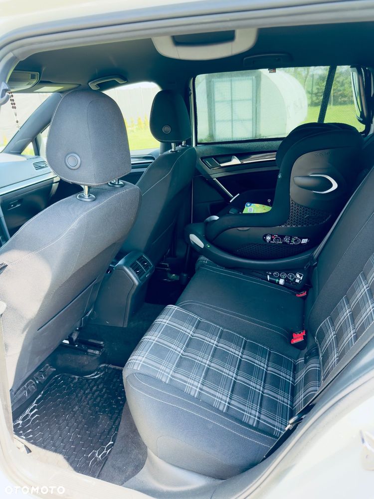 Volkswagen Golf 2.0 TDI BMT GTD - 9