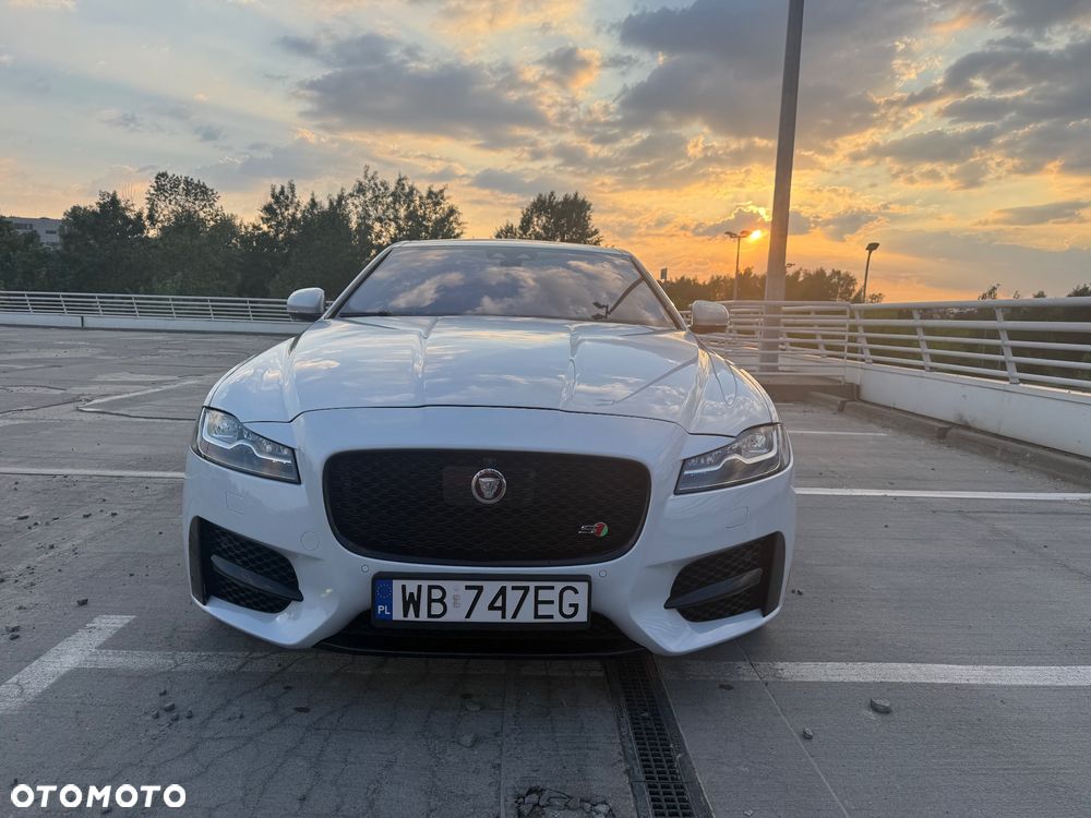 Jaguar XF 3.0 V6 AWD S - 3