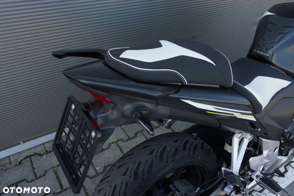Honda CB - 4