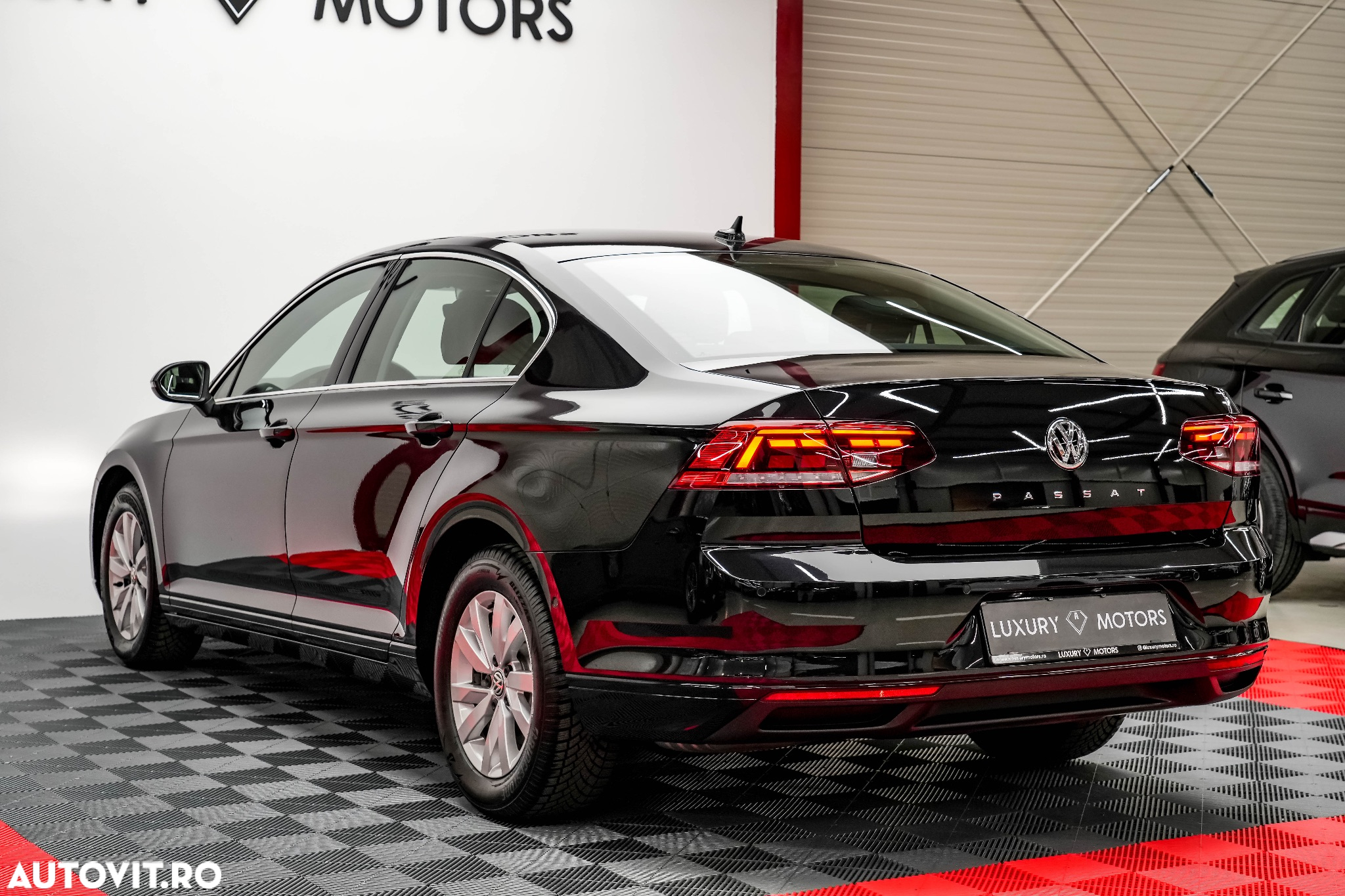 Volkswagen Passat 1.5 TSI ACT DSG Comfortline - 12