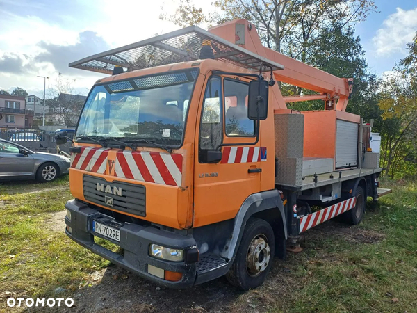 MAN L2000