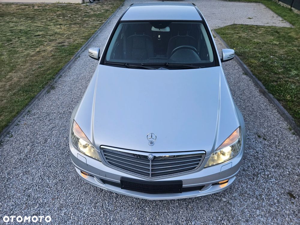 Mercedes-Benz Klasa C 180 Kompressor BlueEFFICIENCY - 34