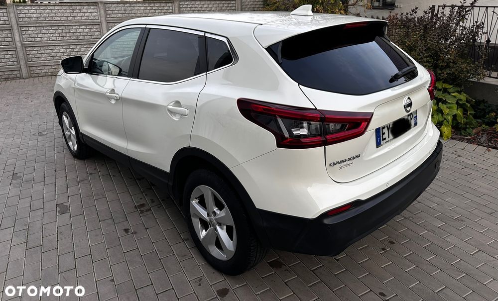 Nissan Qashqai 1.6 DCi Xtronic N-Connecta - 7