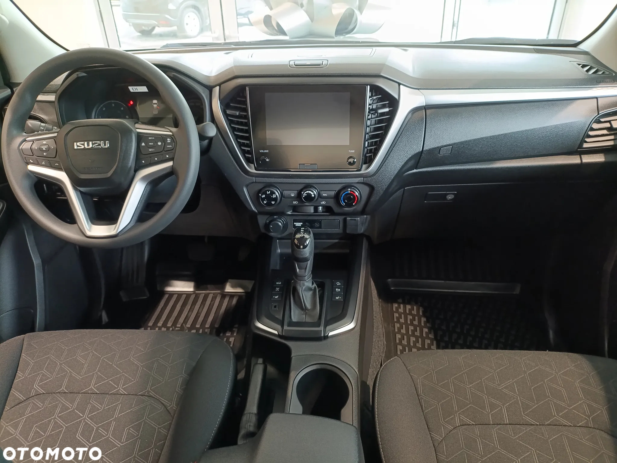 Isuzu D-Max 1.9 DC LS - 12