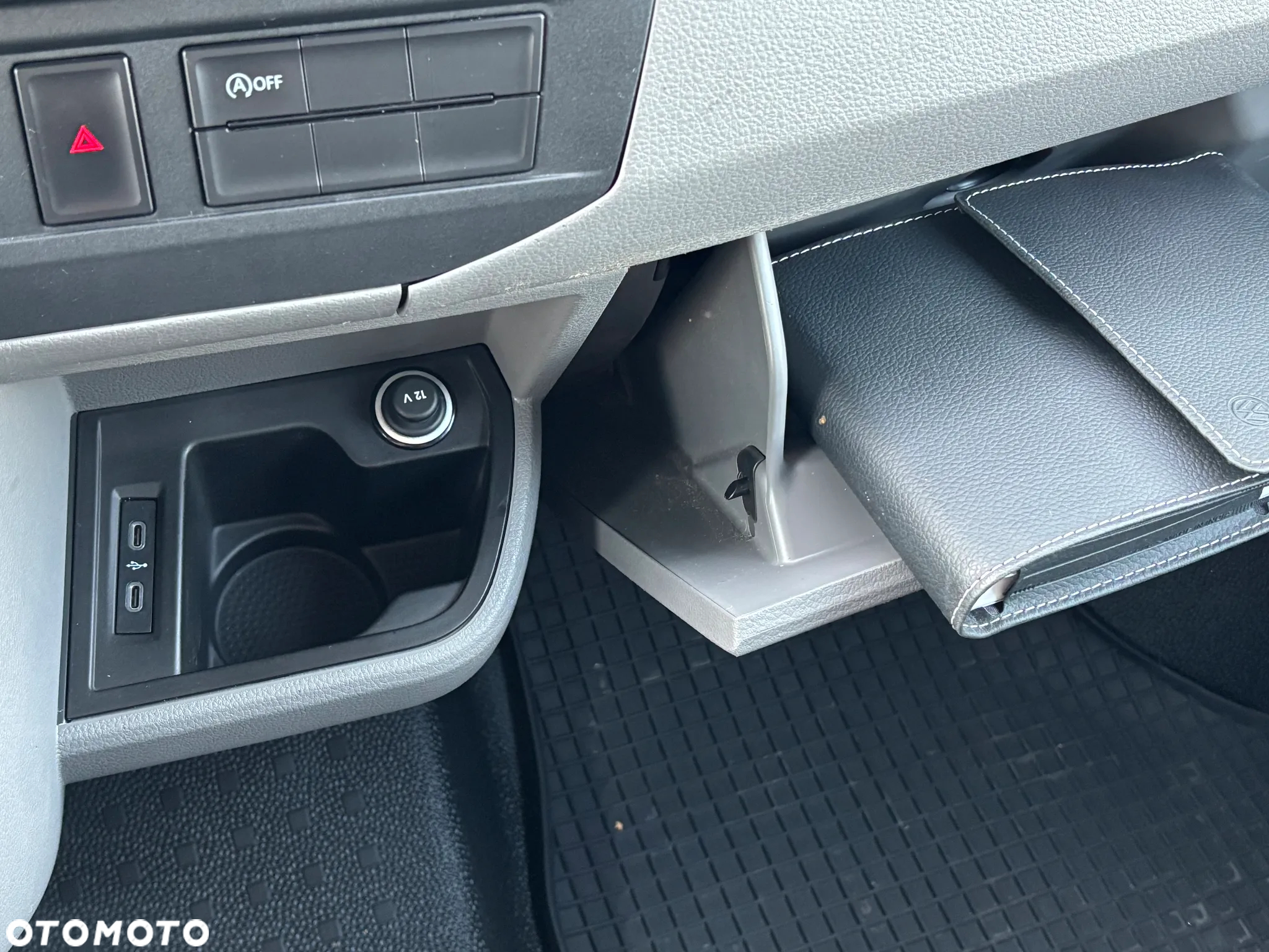 Volkswagen Transporter - 17
