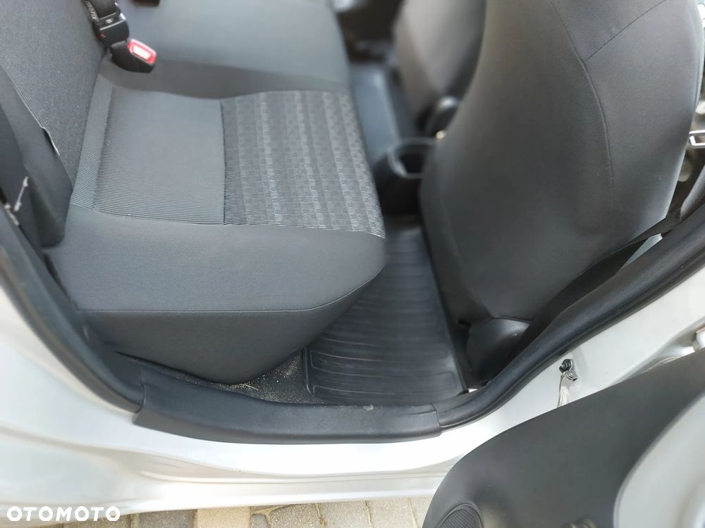 Toyota Yaris 1.0 Active - 12