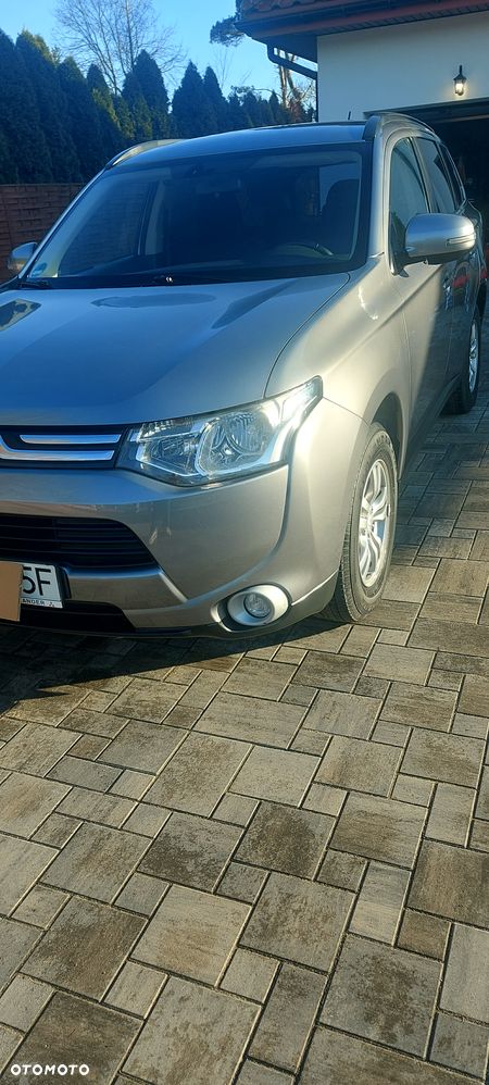 Mitsubishi Outlander - 19