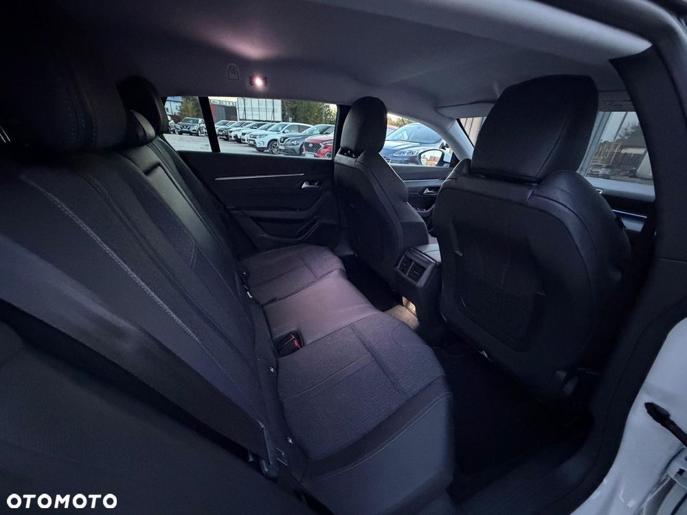 Peugeot 508 PureTech 180 EAT8 Allure Pack - 23