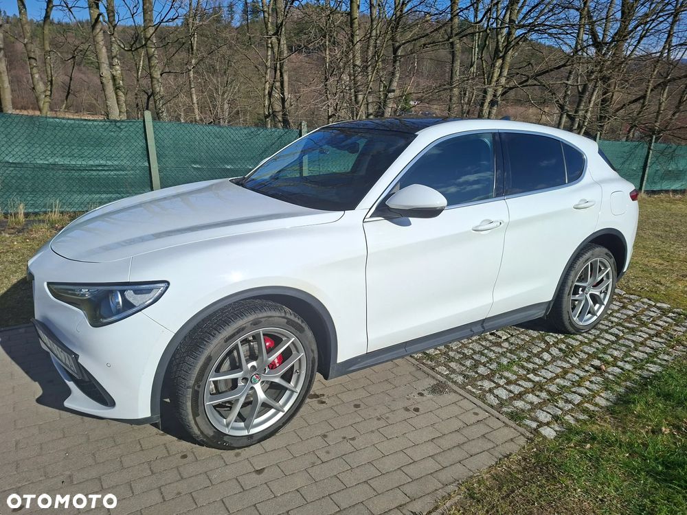 Alfa Romeo Stelvio 2.0 Turbo First Edition Q4 - 12