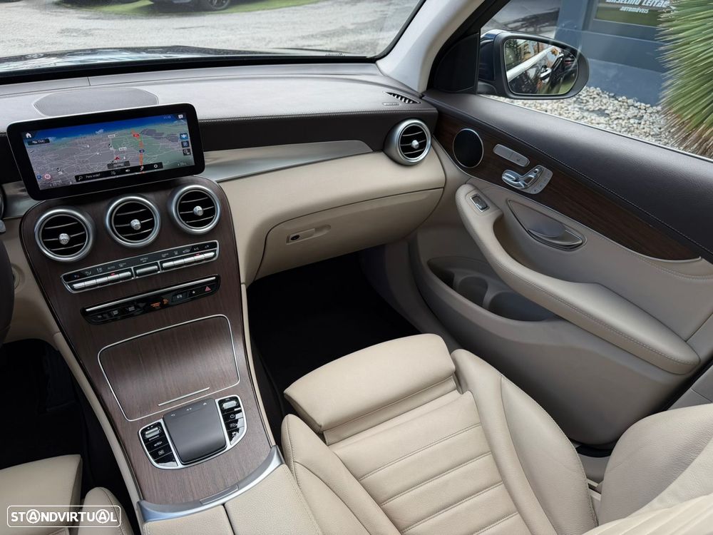 Mercedes-Benz GLC 300 de 4Matic - 29