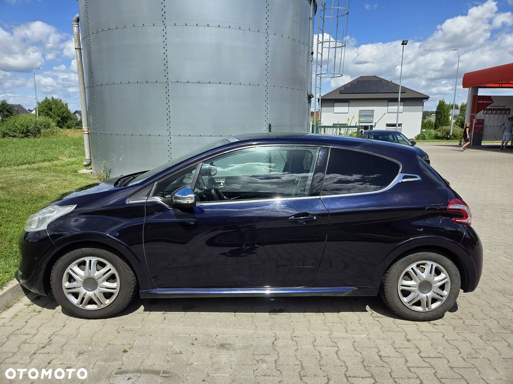 Peugeot 208 ver-e--hdi-fap-115-stop-start-xy - 26