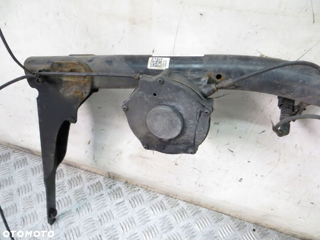 AUDI Q3 8U HAK HOLOWNICZY 8U0803880B 11- - 8
