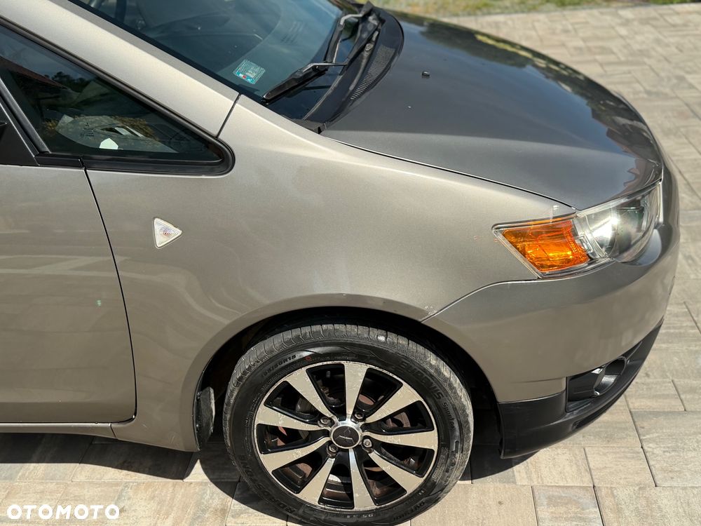 Mitsubishi Colt 1.3 Invite - 19