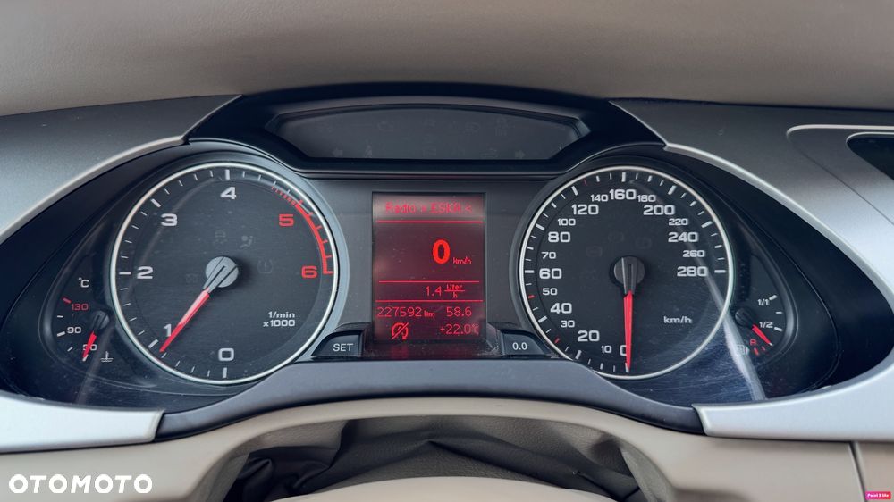 Audi A4 Avant 2.0 TDI DPF Ambiente - 38
