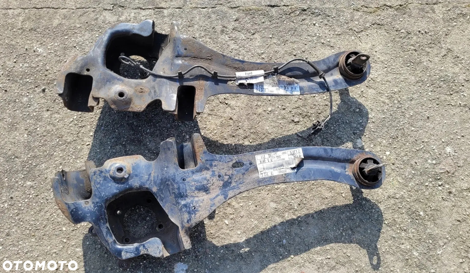 Wahacz wzdłużny prawy lewy tył Ford Focus C-Max Mk1 2006r - 2