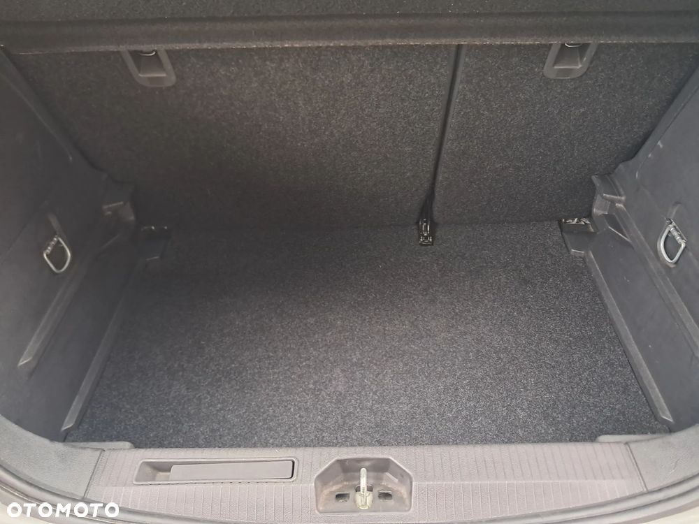 Opel Corsa - 16