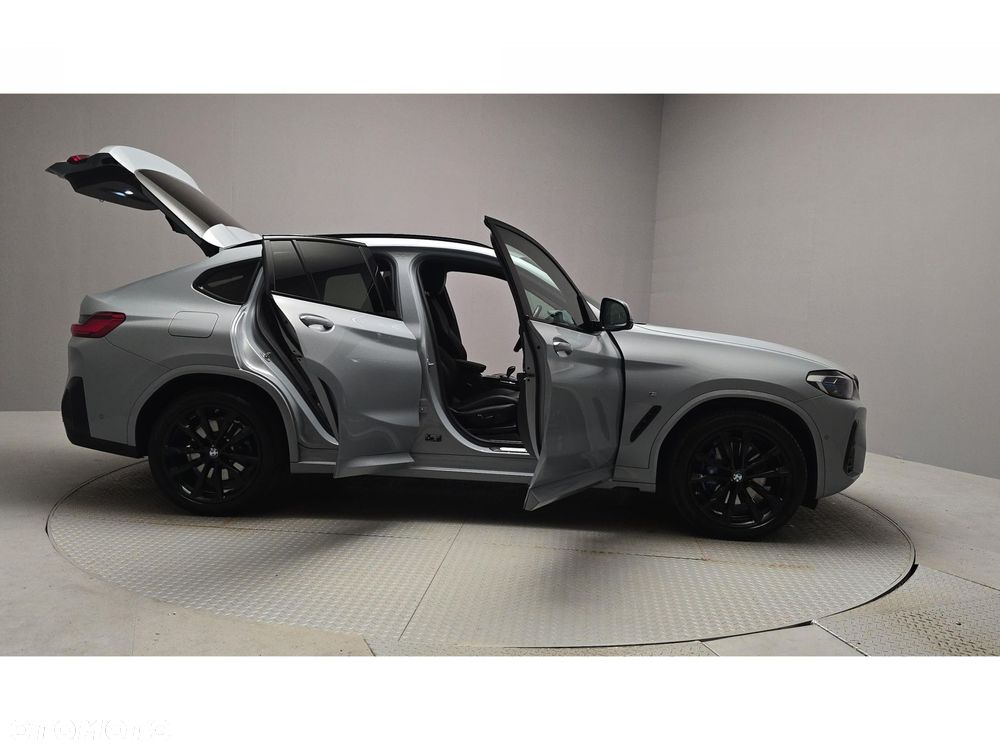 BMW X4 - 11