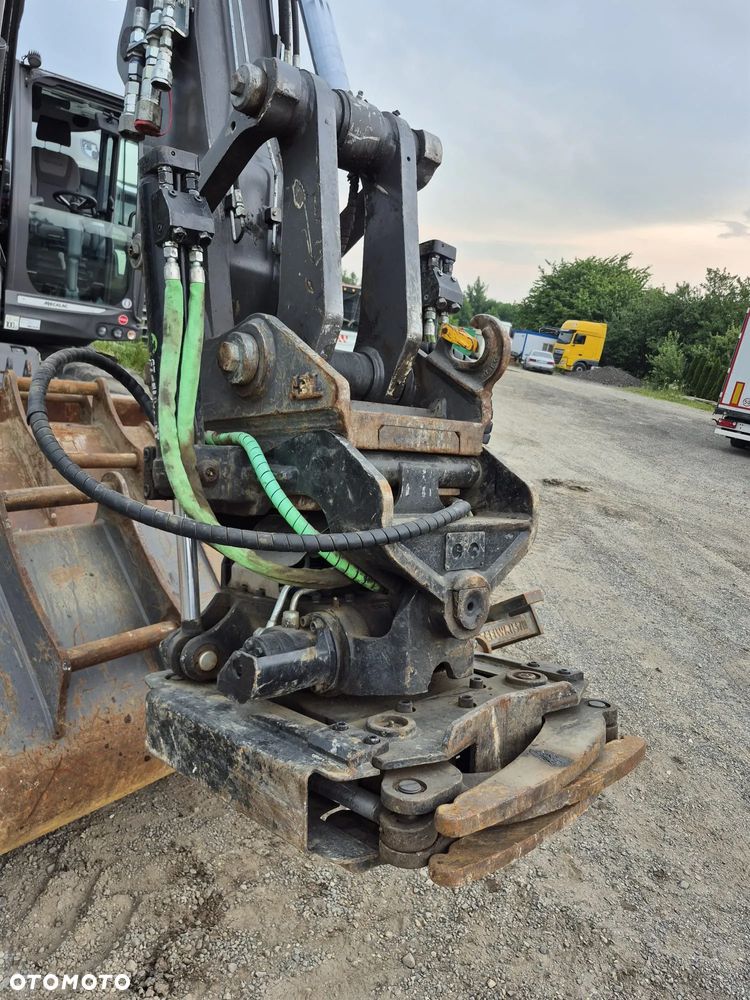 Liebherr A914 - 16