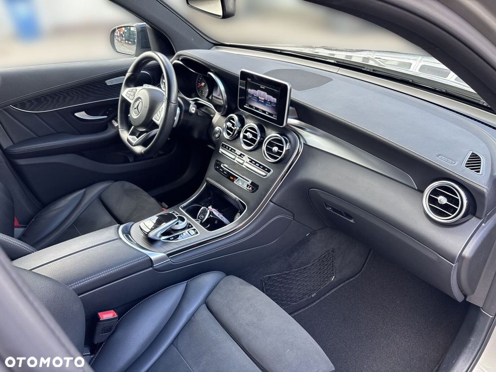 Mercedes-Benz GLC - 18