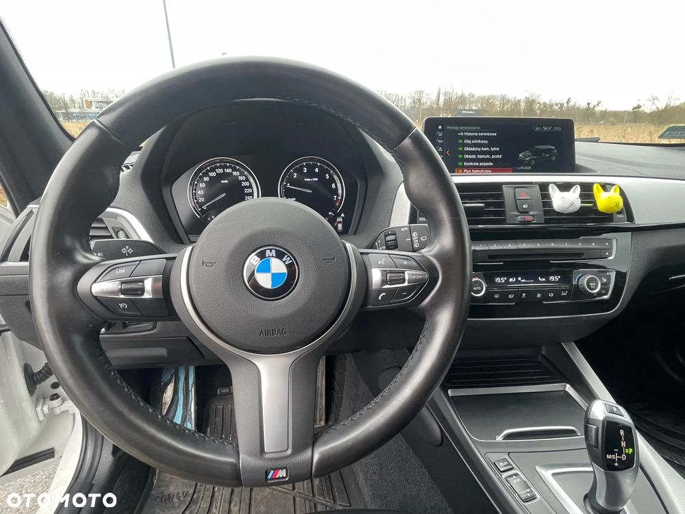 BMW Seria 1 118i M Sport Shadow - 23