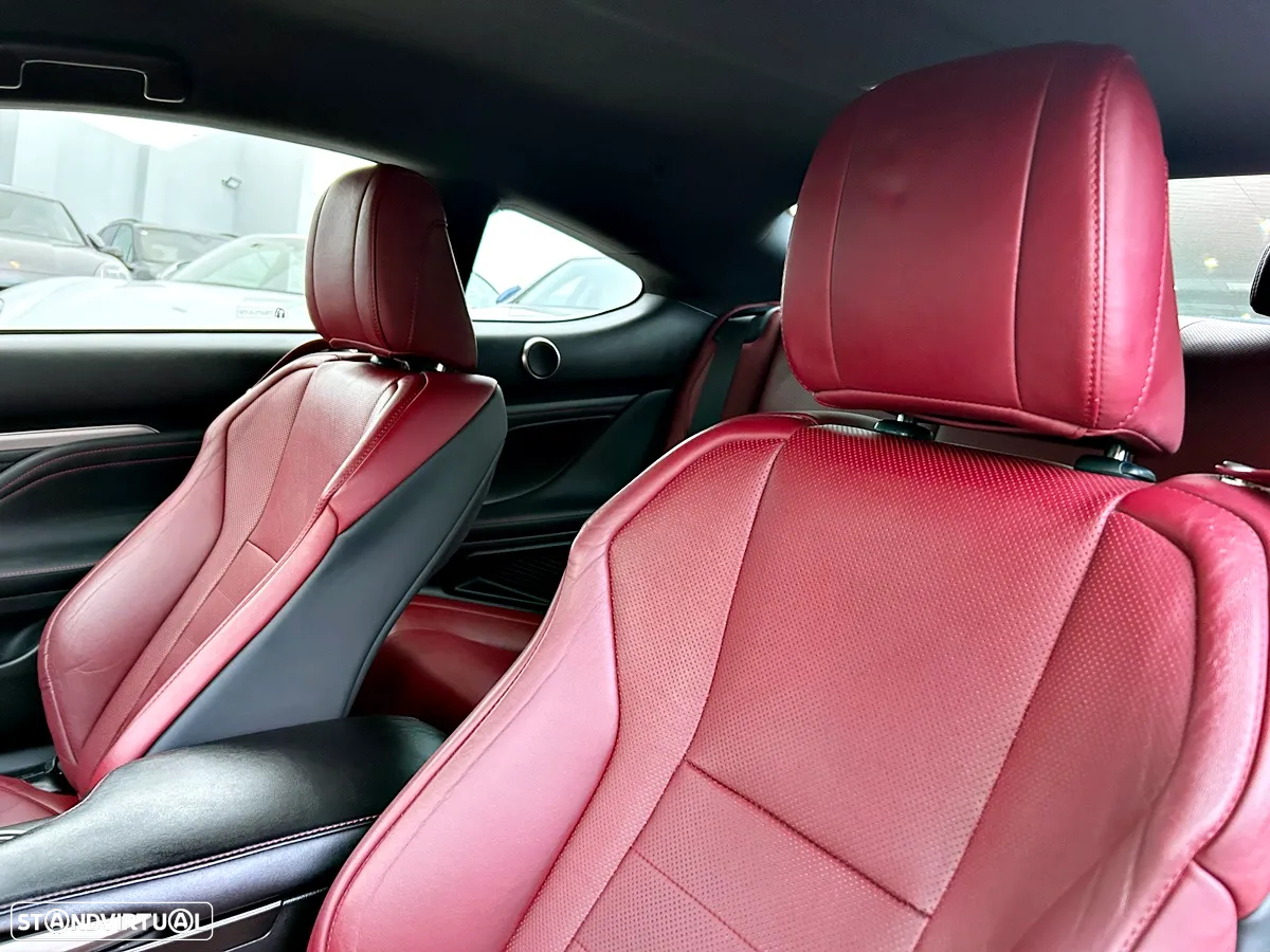 Lexus RC 300h Luxury - 11