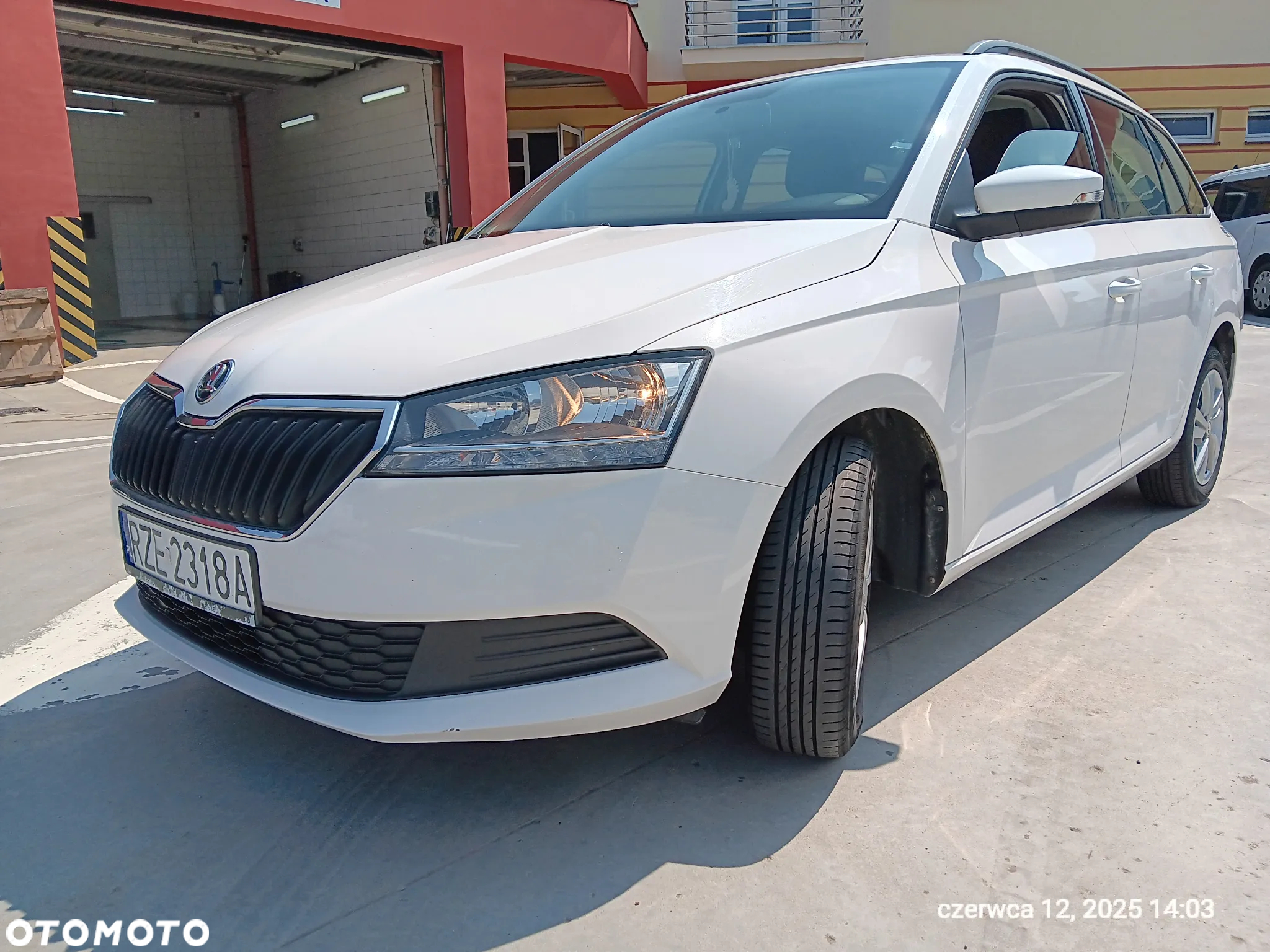 Skoda Fabia 1.0 TSI Ambition - 2