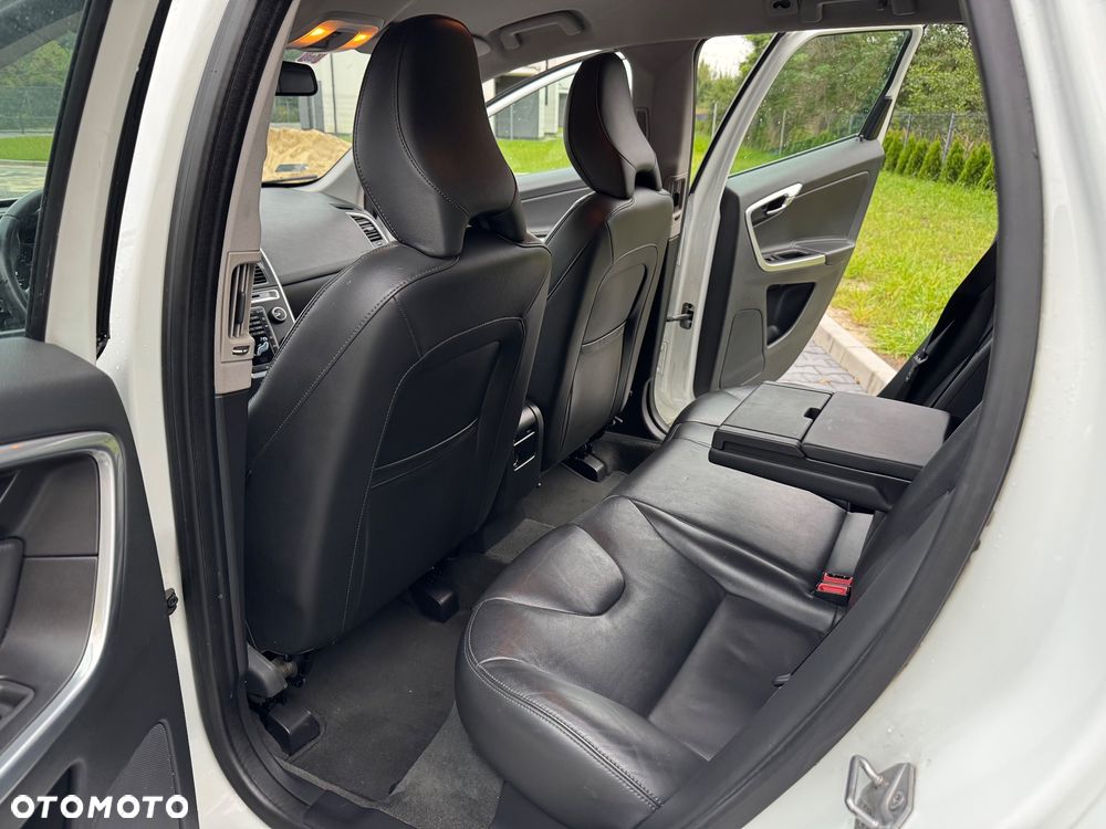 Volvo XC 60 D3 Drive-E Summum - 18