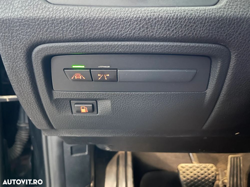 BMW Seria 3 330e iPerformance M Sport - 6