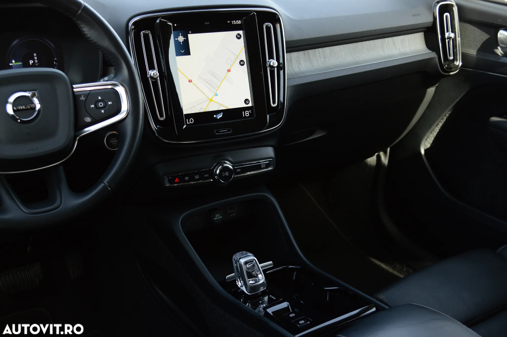 Volvo XC 40 Recharge T5 Twin Engine AT7 Inscription Expression - 20