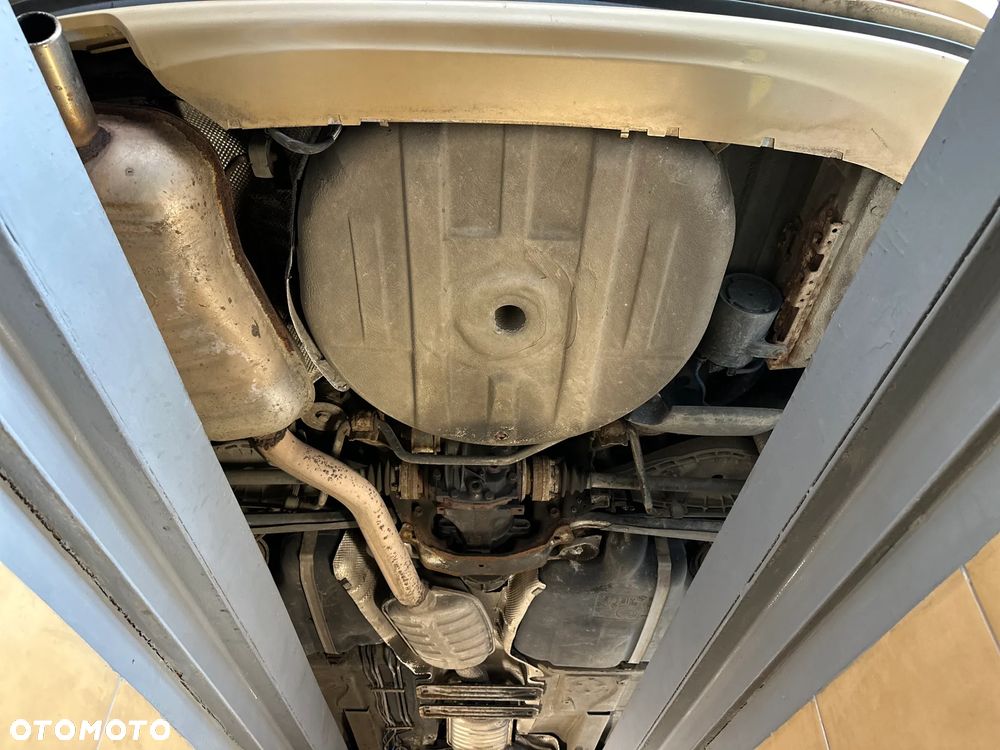 BMW Seria 3 - 21
