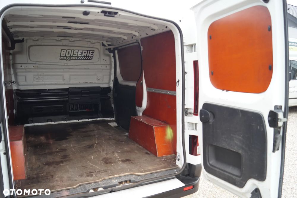 Renault Trafic - 17