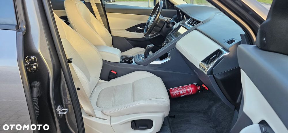 Jaguar E-Pace D150 AWD R-Dynamic HSE - 6